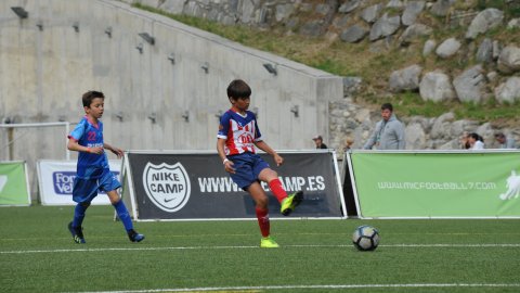 Marc Gordillo, al torneig internacional de futbol base MIC d'Andorra, amb l'equip aleví de la UE Vilassar de Mar. Abril de 2019. Foto: Saül Gordillo