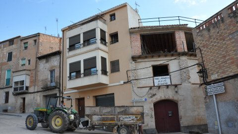 Priorat, Ribera d'Ebre i Terra Alta. Visita als municipis d'El Pinell de Brai, Miravet, la Morera de Montsant, Siurana, Porrera, Gratallops i Falset. Agost de 2014. Foto: Saül Gordillo