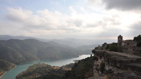 Priorat, Ribera d'Ebre i Terra Alta. Visita als municipis d'El Pinell de Brai, Miravet, la Morera de Montsant, Siurana, Porrera, Gratallops i Falset. Agost de 2014. Foto: Saül Gordillo