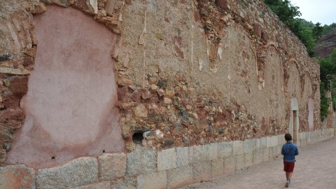 Priorat, Ribera d'Ebre i Terra Alta. Visita als municipis d'El Pinell de Brai, Miravet, la Morera de Montsant, Siurana, Porrera, Gratallops i Falset. Agost de 2014. Foto: Saül Gordillo