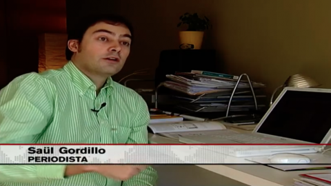 Entrevista a Saül Gordillo, autor de Bloc sense fulls Saul.cat, al Telenotícies migdia de TV3. Calella. 2 de gener de 2007