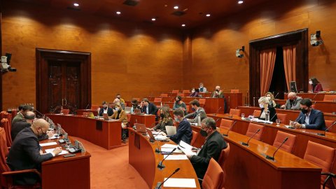 El director de Catalunya Ràdio i dels Mitjans Digitals de la CCMA, Saül Gordillo, defensa el lideratge de l’emissora entre els joves a Internet i el creixement del consum d’àudio en català, a la comissió de control del Parlament de Catalunya. Barcelona. 25 de febrer de 2022