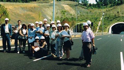 Visita de periodistes a la prolongació de l'A-19 a l'Alt Maresme abans de la seva inauguració el 1994. 