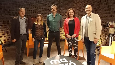 Televisió Mataró. Mataró al dia. Tertúlia d'actualitat amb Bea Ballestín, Núria de José, Xevi Galceran, Carlos Aguilar i Saül Gordillo, moderada per Francesc Andrés. 11-05-22. 