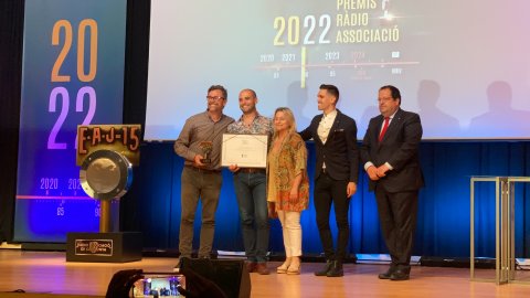 Vint-i-dosens Premis Ràdio Associació de Catalunya, amb el Premi a l'Excel·lència per al podcast de Catalunya Ràdio La torre de vidre, dirigit per Santi Faro. Barcelona. 19 de maig de 2022