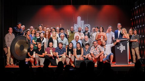 Gala dels primers Premis Sonor als millors podcasts en català, organitzats per La Mira amb la col·laboració de Catalunya Ràdio a l'Antiga Fàbrica Damm. Barcelona. 13 de juny de 2022