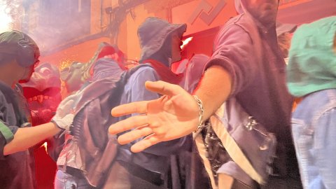 Les Santes. Requisits. No n’hi ha prou. Mataró. 28 de juliol de 2022