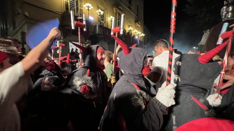 Les Santes. Requisits. No n’hi ha prou. Mataró. 28 de juliol de 2022
