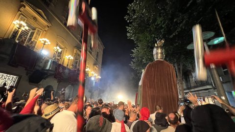 Les Santes. Requisits. No n’hi ha prou. Mataró. 28 de juliol de 2022