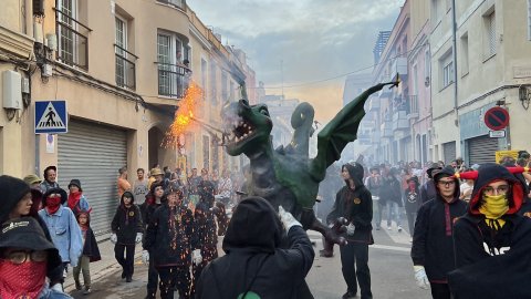 Les Santes. Anem a tancar. Mataró. 29 de juliol de 2022