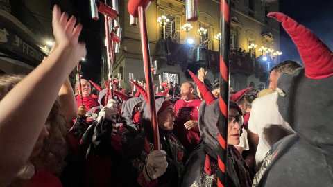 Les Santes. Requisits. No n’hi ha prou. Mataró. 28 de juliol de 2022