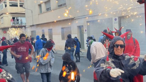 Les Santes. Anem a tancar. Mataró. 29 de juliol de 2022