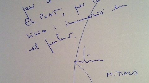 "Per en Saül, per la seva tasca a El Punt, per la seva visió i immersió en el futur". Montserrat Tura, Barcelona, 25-10-06. 'La dona tenaç. Retrat de Motserrat Tura'