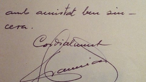 "Per a Saül Gordillo, amb amistat ben sincera. Cordialment" Francesc Grau i Viader, Calella, 23-11-94. 'Calella, flash-back'
