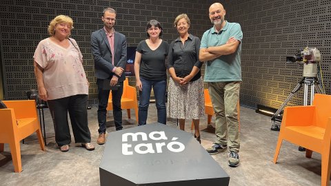 Televisió Mataró. Mataró al dia. Tertúlia d’actualitat amb Maria Coll, Teresa Carreras, Montserrat Vilalta i Saül Gordillo, moderada per Francesc Andrés. Mataró. 7 de setembre de 2022 	