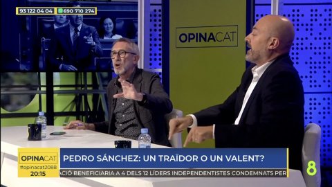 El director de Principal, Saül Gordillo, intervé al programa de 8tv OpinaCat de Carlos Fuentes sobre la derogació del delicte de sedició. Sant Just Desvern. 14 de novembre de 2022