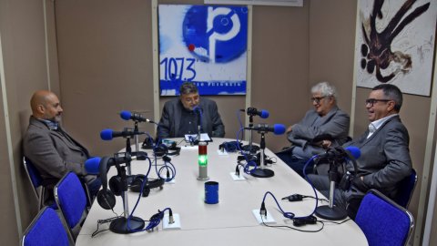 Presentació de Principal en el Fòrum 10 Comunicació de Ràdio Puig-reig, amb Jordi Margarit, Josep Genescà i el director general de Mitjans de Comunicació del Govern, Jordi del Rio. Puig-reig. 25 de novembre de 2022