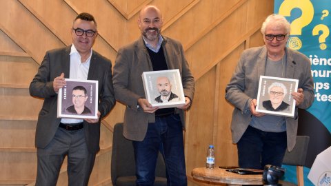 Presentació de Principal en el Fòrum 10 Comunicació de Ràdio Puig-reig, amb Jordi Margarit, Josep Genescà i el director general de Mitjans de Comunicació del Govern, Jordi del Rio. Puig-reig. 25 de novembre de 2022