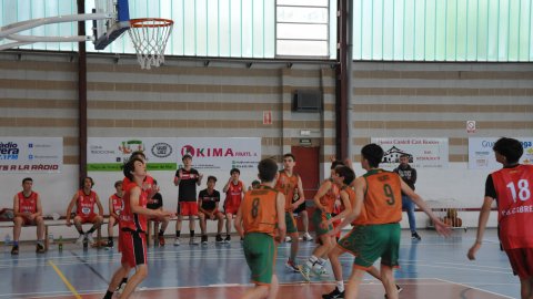 Bàsquet cadet. CB Cabrera - CB Calella B (76-32). Cabrera de Mar. 13 de maig de 2023
