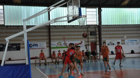 Bàsquet cadet. CB Cabrera - CB Calella B (76-32). Cabrera de Mar. 13 de maig de 2023