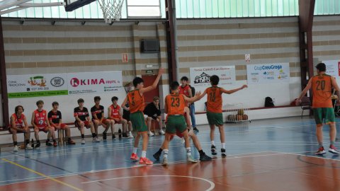 Bàsquet cadet. CB Cabrera - CB Calella B (76-32). Cabrera de Mar. 13 de maig de 2023