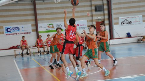Bàsquet cadet. CB Cabrera - CB Calella B (76-32). Cabrera de Mar. 13 de maig de 2023