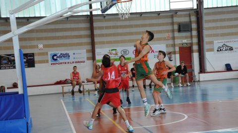 Bàsquet cadet. CB Cabrera - CB Calella B (76-32). Cabrera de Mar. 13 de maig de 2023