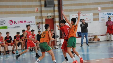 Bàsquet cadet. CB Cabrera - CB Calella B (76-32). Cabrera de Mar. 13 de maig de 2023