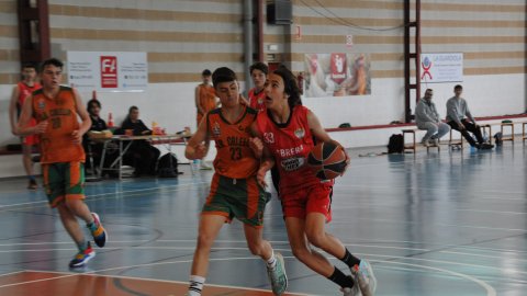 Bàsquet cadet. CB Cabrera - CB Calella B (76-32). Cabrera de Mar. 13 de maig de 2023