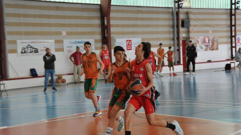 Bàsquet cadet. CB Cabrera - CB Calella B (76-32). Cabrera de Mar. 13 de maig de 2023