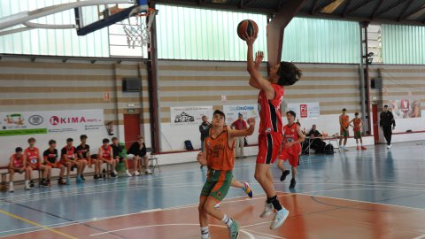 Bàsquet cadet. CB Cabrera - CB Calella B (76-32). Cabrera de Mar. 13 de maig de 2023