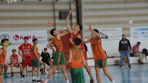 Bàsquet cadet. CB Cabrera - CB Calella B (76-32). Cabrera de Mar. 13 de maig de 2023