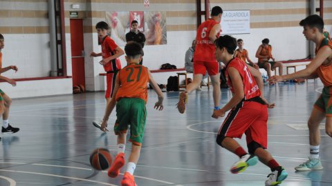 Bàsquet cadet. CB Cabrera - CB Calella B (76-32). Cabrera de Mar. 13 de maig de 2023