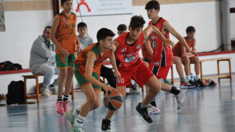 Bàsquet cadet. CB Cabrera - CB Calella B (76-32). Cabrera de Mar. 13 de maig de 2023