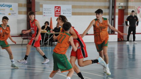 Bàsquet cadet. CB Cabrera - CB Calella B (76-32). Cabrera de Mar. 13 de maig de 2023