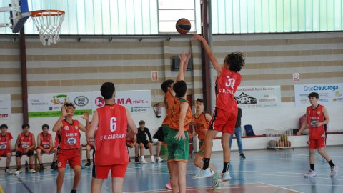 Bàsquet cadet. CB Cabrera - CB Calella B (76-32). Cabrera de Mar. 13 de maig de 2023