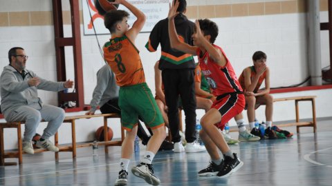 Bàsquet cadet. CB Cabrera - CB Calella B (76-32). Cabrera de Mar. 13 de maig de 2023