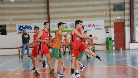Bàsquet cadet. CB Cabrera - CB Calella B (76-32). Cabrera de Mar. 13 de maig de 2023