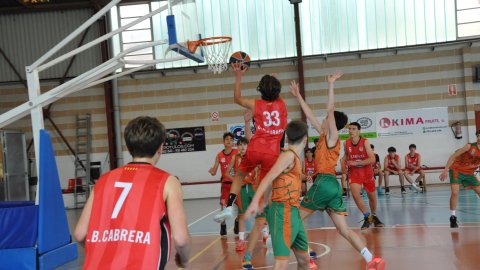 Bàsquet cadet. CB Cabrera - CB Calella B (76-32). Cabrera de Mar. 13 de maig de 2023
