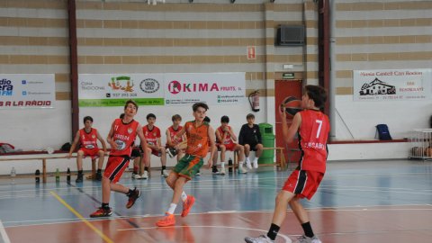 Bàsquet cadet. CB Cabrera - CB Calella B (76-32). Cabrera de Mar. 13 de maig de 2023