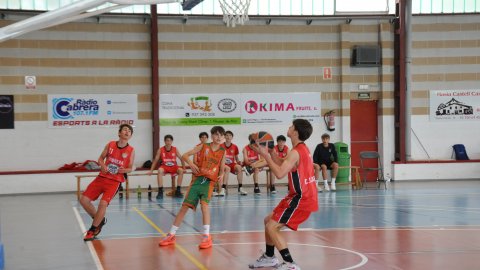 Bàsquet cadet. CB Cabrera - CB Calella B (76-32). Cabrera de Mar. 13 de maig de 2023