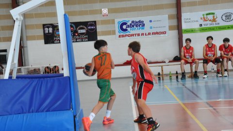Bàsquet cadet. CB Cabrera - CB Calella B (76-32). Cabrera de Mar. 13 de maig de 2023