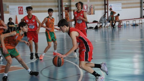 Bàsquet cadet. CB Cabrera - CB Calella B (76-32). Cabrera de Mar. 13 de maig de 2023