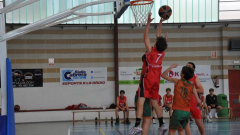 Bàsquet cadet. CB Cabrera - CB Calella B (76-32). Cabrera de Mar. 13 de maig de 2023