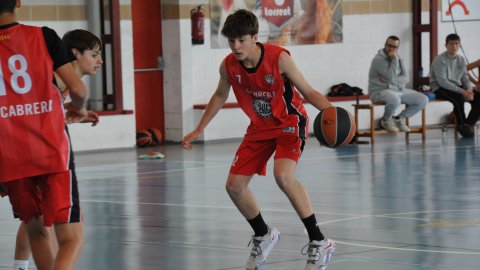 Bàsquet cadet. CB Cabrera - CB Calella B (76-32). Cabrera de Mar. 13 de maig de 2023