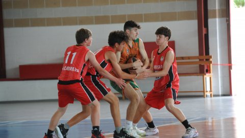 Bàsquet cadet. CB Cabrera - CB Calella B (76-32). Cabrera de Mar. 13 de maig de 2023