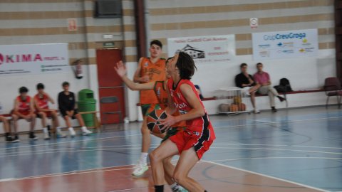 Bàsquet cadet. CB Cabrera - CB Calella B (76-32). Cabrera de Mar. 13 de maig de 2023