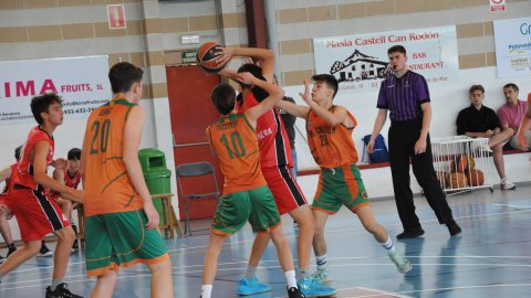 Bàsquet cadet. CB Cabrera - CB Calella B (76-32). Cabrera de Mar. 13 de maig de 2023