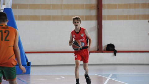 Bàsquet cadet. CB Cabrera - CB Calella B (76-32). Cabrera de Mar. 13 de maig de 2023