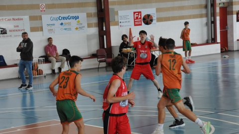 Bàsquet cadet. CB Cabrera - CB Calella B (76-32). Cabrera de Mar. 13 de maig de 2023